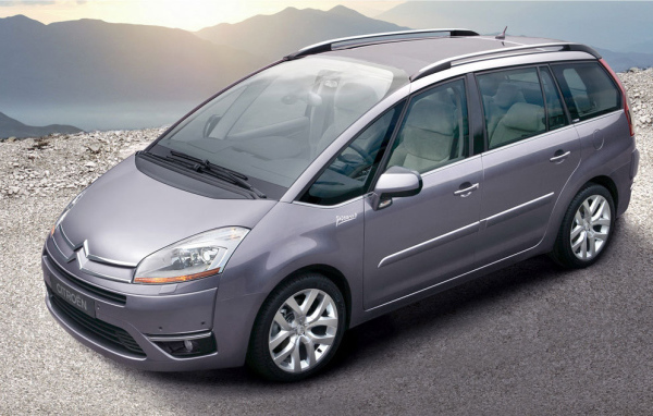 Citroen C4 в горах