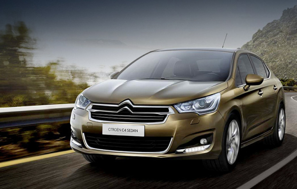 Citroen C4 в дороге