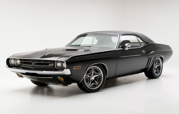 Великолепный Dodge Challenger