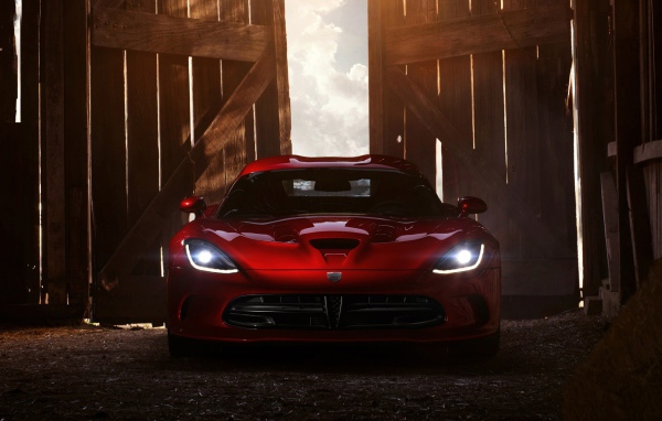 Машина Dodge srt viper