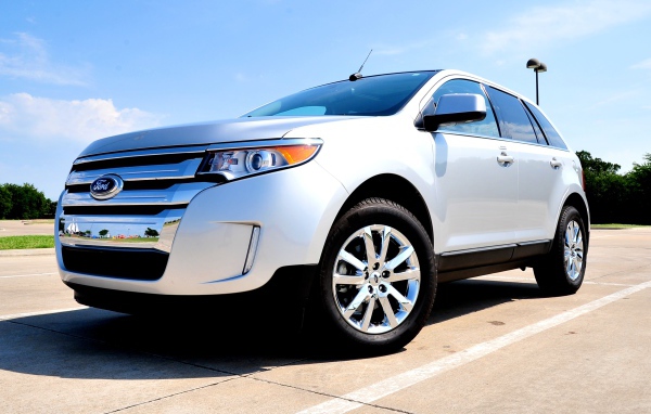 Надежная машина Ford Edge 2014
