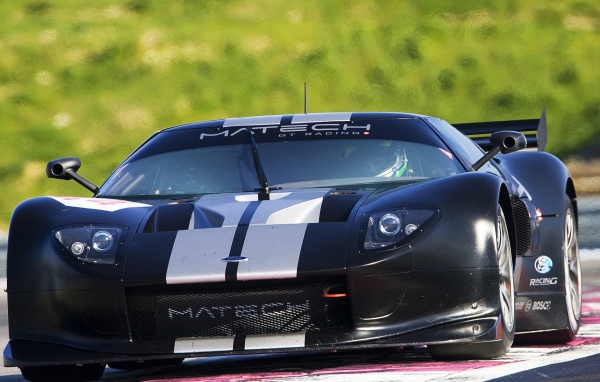 Гоночный автомобиль Форд