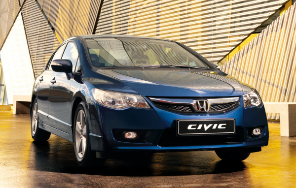 Тест драйв автомобиля Honda Civic 4D