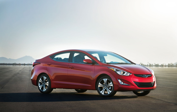 Автомобиль марки Hyundai модели Elantra 2014