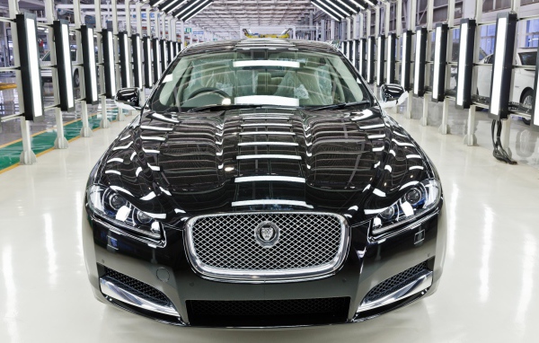 Jaguar XF в салоне