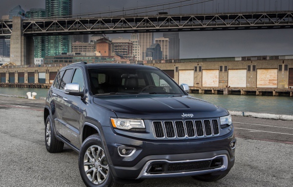 Надежная машина Джип Гранд Чероки 2014