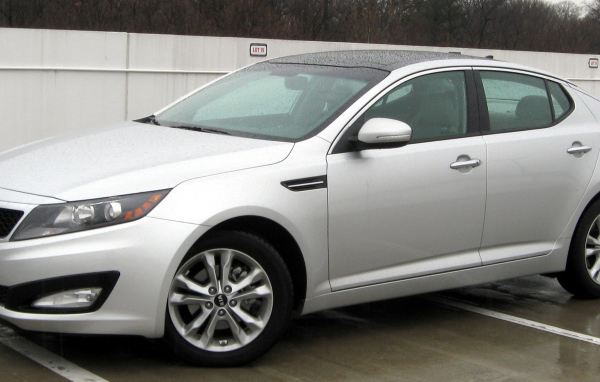 Новый автомобиль Kia Cadenza 2014 года