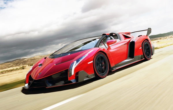 Модель 2014 Lamborghini Veneno Roadster