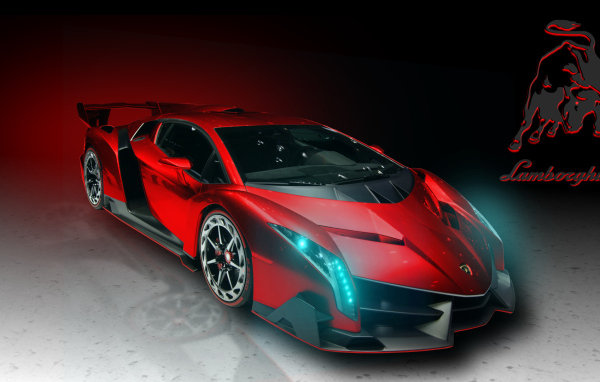 Красивый автомобиль Lamborghini Veneno в Москве