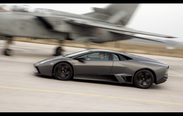 Дизайн автомобиля Lamborghini Reventon