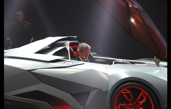 Надежный автомобиль Lamborghini Egoista