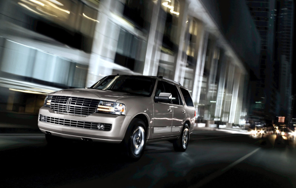 Дизайн автомобиля Lincoln Navigator