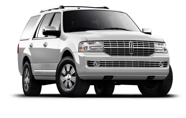 Новый автомобиль Lincoln Navigator 2014