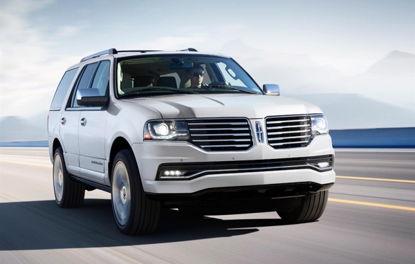 Тест драйв автомобиля Lincoln Navigator 2015