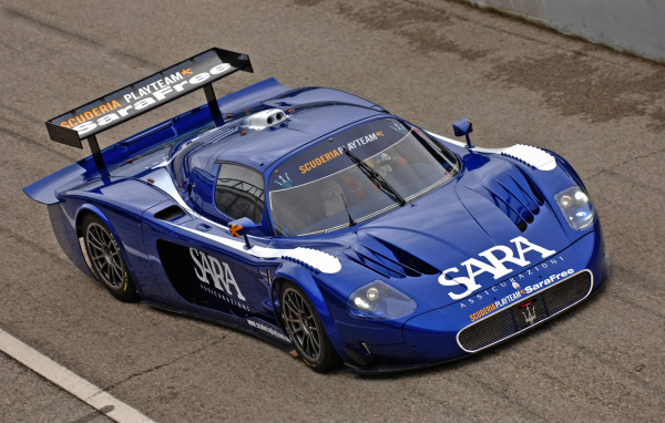 Новый автомобиль Maserati MC12