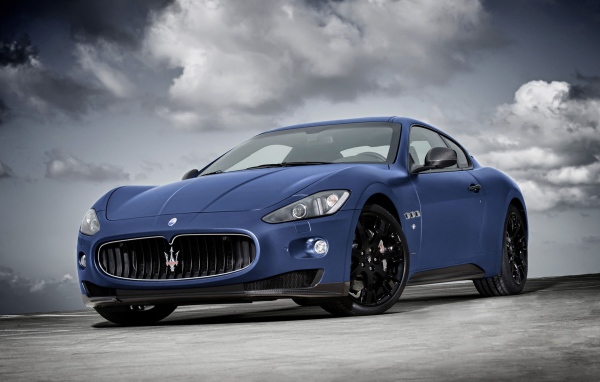 Надежная машина Maserati Granturismo