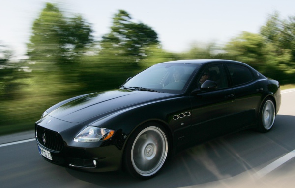 Надежная машина Maserati Quattroporte
