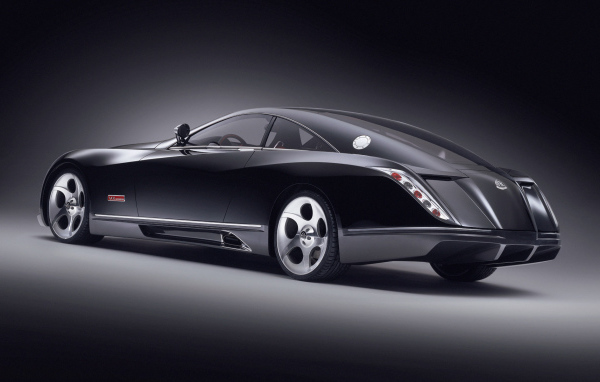  Красивый автомобиль Maybach  Exelero в Москве