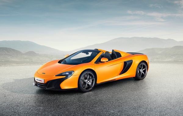 McLaren 650S 2015 год