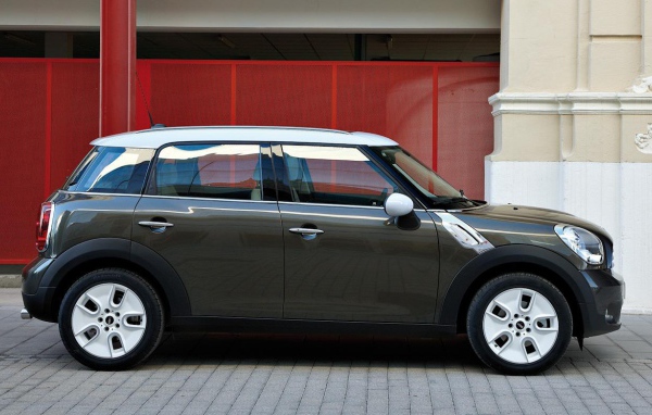 mini cooper countryman в городе