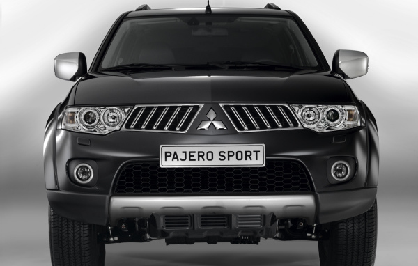Фото автомобиля Mitsubishi Pajero Sport