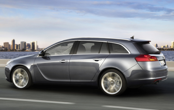 Дизайн автомобиля Opel Insignia