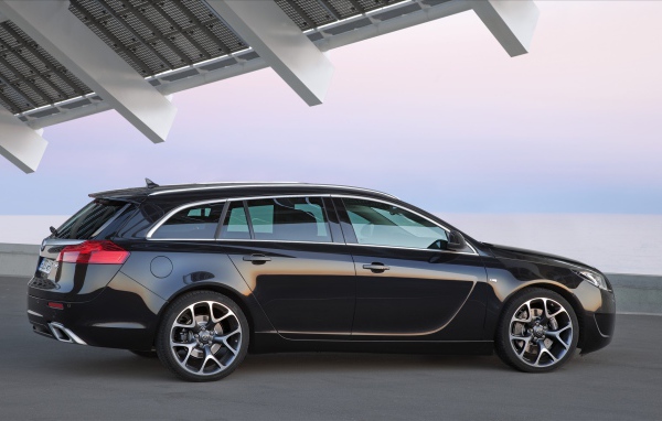 Фото автомобиля Opel Insignia