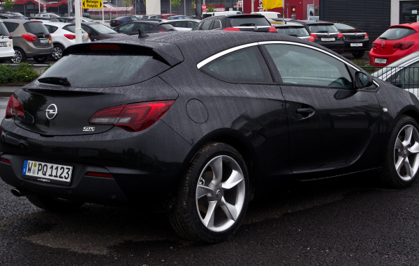 Новая машина Opel Astra GTC