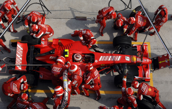 Смена колес на Формуле один