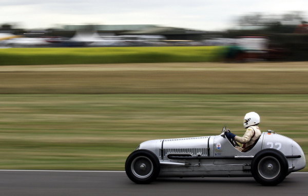 Старинный болид