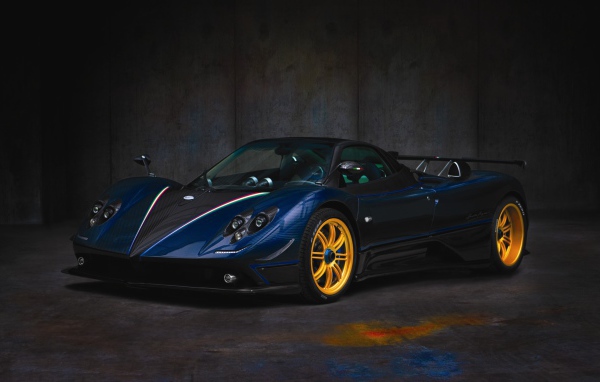 Тест драйв автомобиля Pagani Zonda