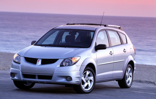 Дизайн автомобиля Pontiac Vibe