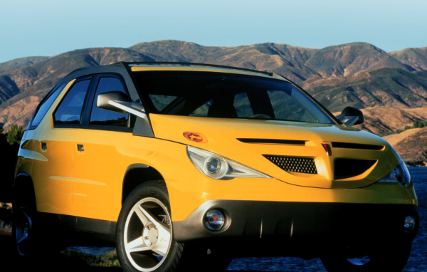 Надежная машина Pontiac Aztec