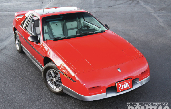 Новый автомобиль Pontiac Fiero