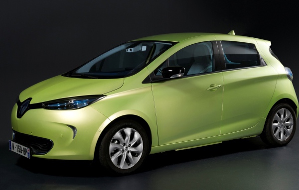 Красивый автомобиль Renault Next Two 2014  в Москве