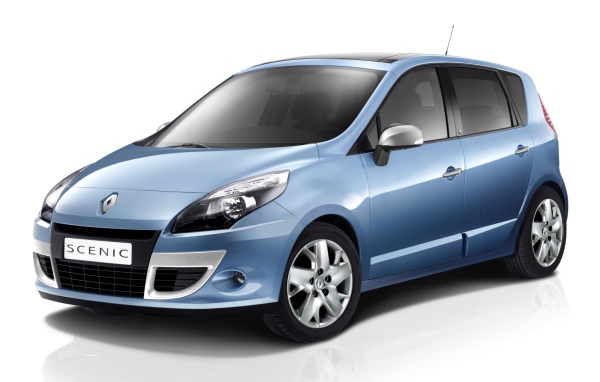 Красивый автомобиль Renault Scenic