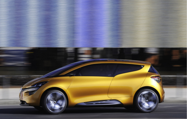 Тест драйв автомобиля Renault Next Two 2014