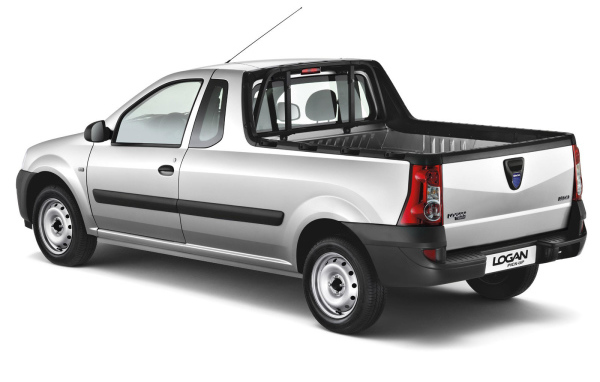 Надежная машина Renault Logan