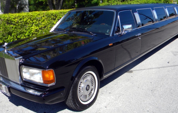 Тест драйв автомобиля Rolls Royce Silver Spirit