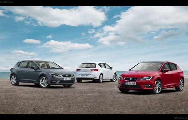 Красивый автомобиль Seat leon