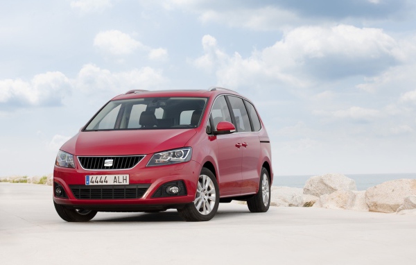 Автомобиль марки Seat модели Alhambra