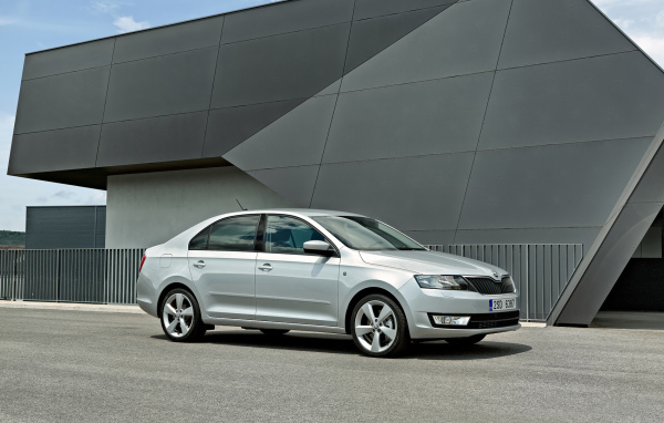 Новый автомобиль Skoda Rapid