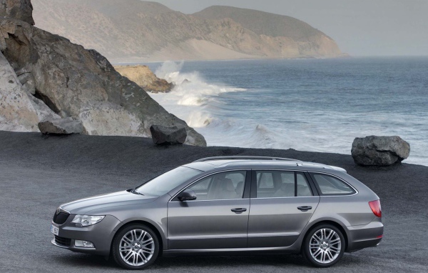 Надежный автомобиль Skoda SuperB