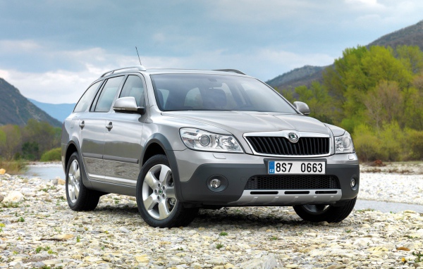 Надежная машина Skoda Octavia Scout 2014