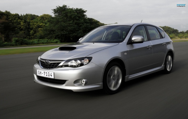 Красивый автомобиль Subaru Boxer в Москве