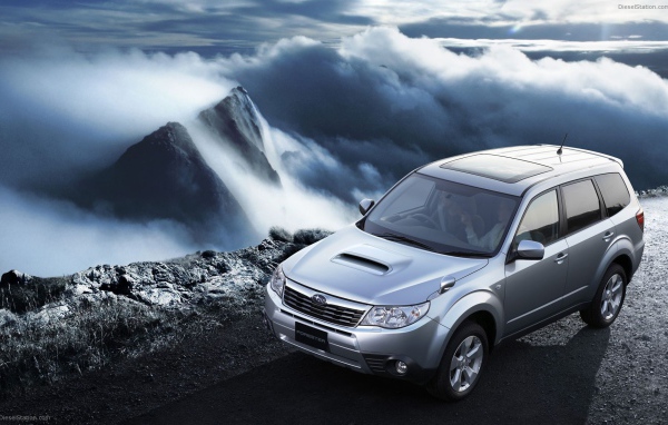 Новый автомобиль Subaru Forester 2013