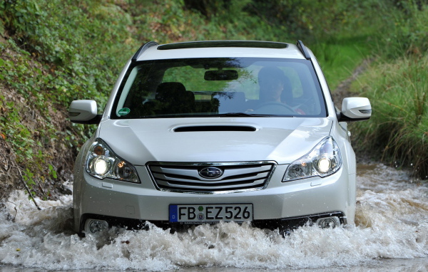 Новая машина Subaru Outback
