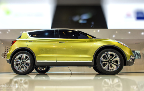 Автомобиль марки Suzuki S-Cross 2014