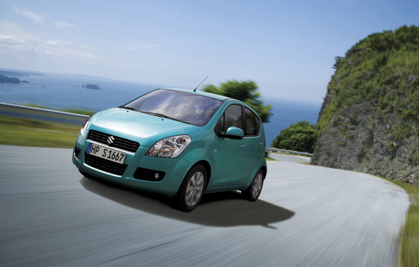  Новый автомобиль Suzuki Splash