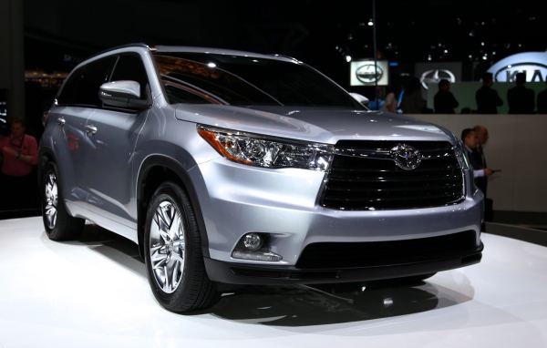 Новый автомобиль Toyota Highlander 2014